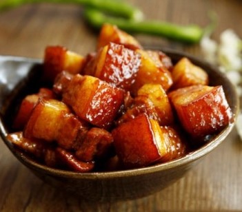 thit-kho-nuoc-dua-don-gian Thịt kho nước dừa