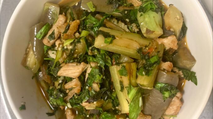 ca-tim-xao-thit-ba-chi Cà tím xào thịt ba chỉ